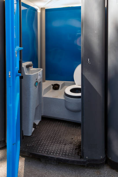 Portable Toilet Options We Offer in Pittsville, MD